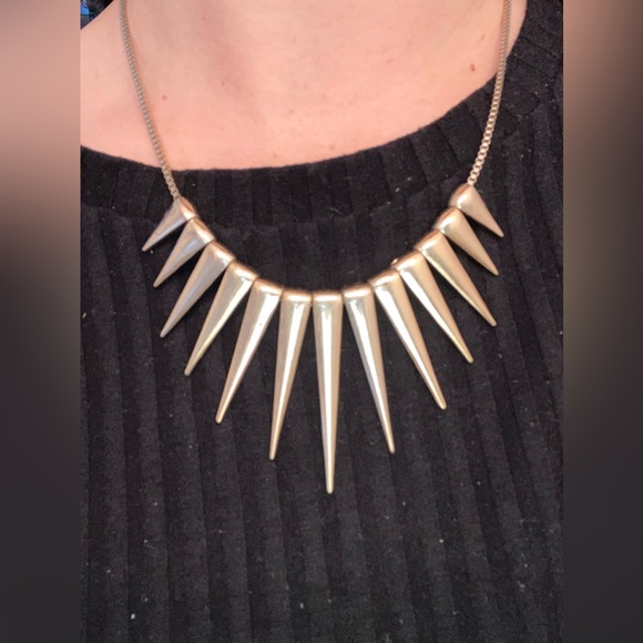 Aldo Statement Necklace - Picture 2 of 5